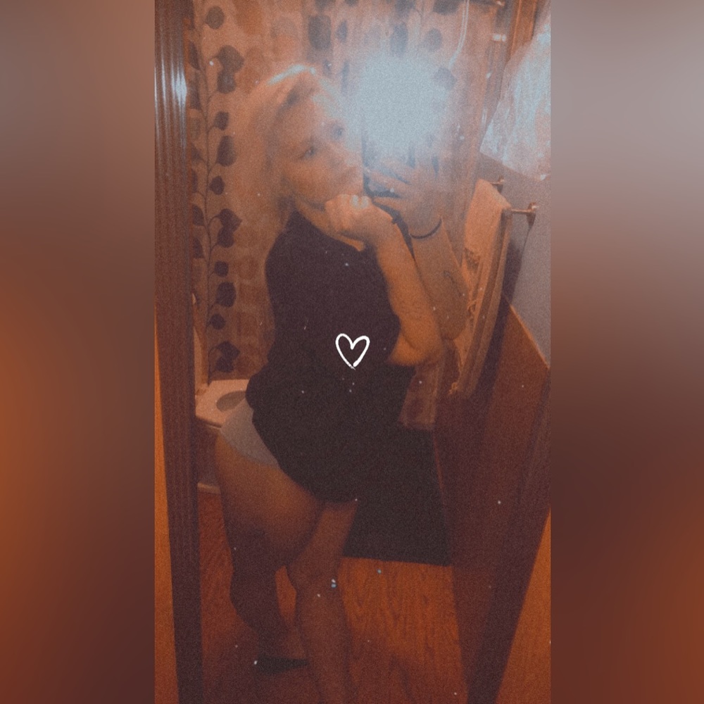 Meet your Posher, Macey